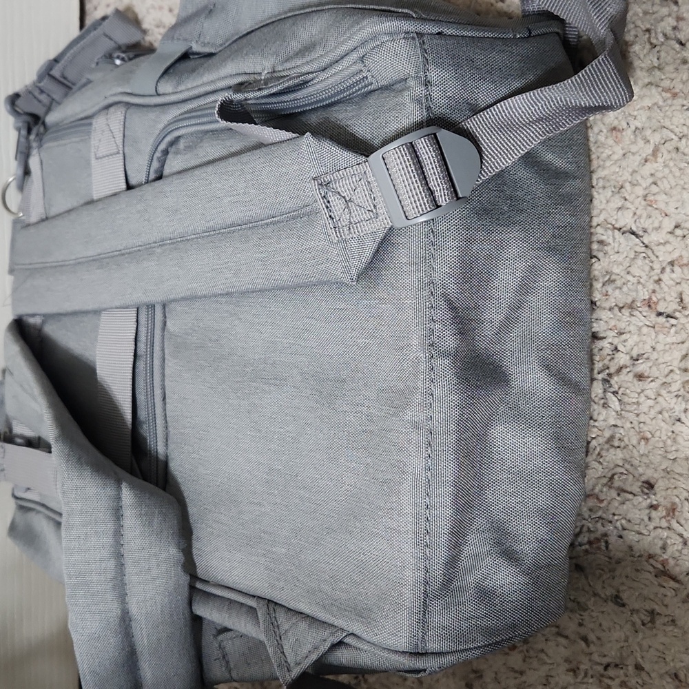 NWT Live In Style Diaper Backpack. - Picture 10 of 16